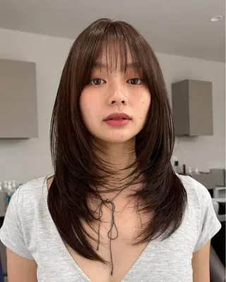 セミロング 後藤 愛美/レイヤーカットのヘアスタイル