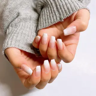 ネイル VIERU 🌈🎀💖のネイルデザイン