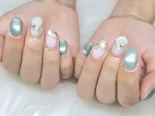 ネイル ネイリストYuri シェルウェリナ船橋のネイルデザイン