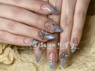 ネイル MAKI💚💚💚 秋葉原.のネイルデザイン