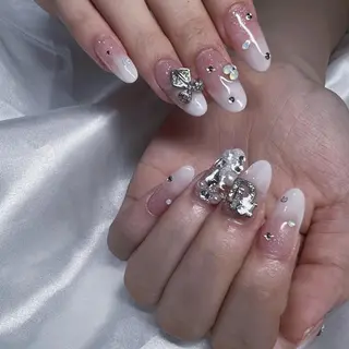 ネイル Yudia Minoriのネイルデザイン