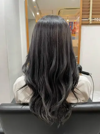 ロング カラー 🐬脱白髪染めカラー 清水大世🐬のヘアスタイル