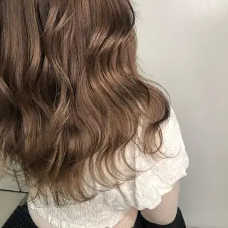 セミロング カラー ヘアアレンジ マツエク・マツパ Noah's　Ark所属・透明感カラー🫧ヘア セット🫧松本菜月の眉毛・アイブロウイメージ