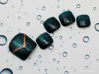 ネイル ファストネイル 大阪梅田店のネイルデザイン