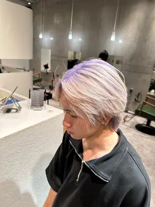 ショート カラー メンズ MONIQA所属・🐲RYUKI メンズブリーチのヘアスタイル