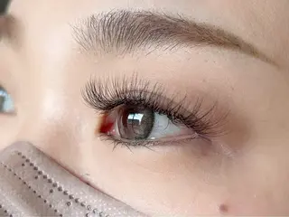 マツエク・マツパ eyelash salon Tonny所属・西山 麻衣のマツエク・マツパデザイン