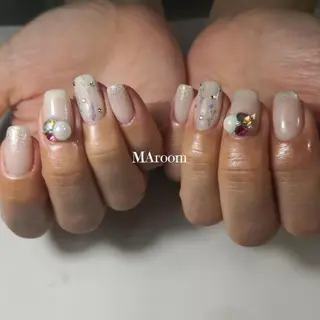 ネイル ＆MERCI所属・&MERCI nail maoのネイルデザイン