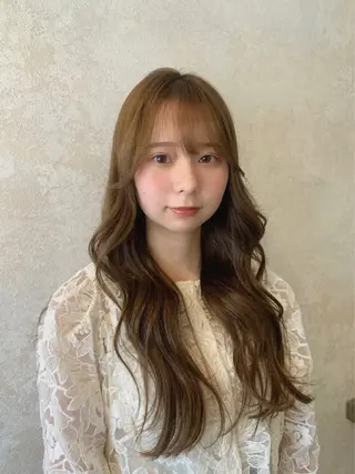 ロング annuy MIHANAのヘアスタイル