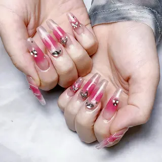 ネイル 🌈Yun nail hyejin💋のネイルデザイン