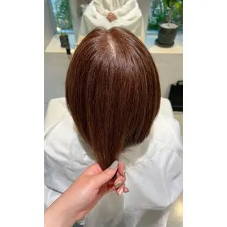 ショート カラー 坂野 美葵のヘアスタイル