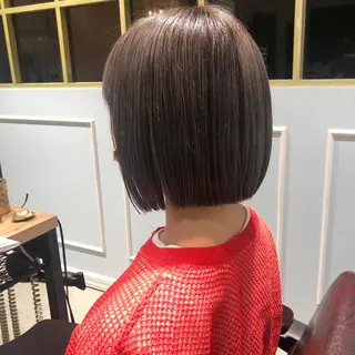 ミディアム カラー tomoka 推しカラーのヘアスタイル