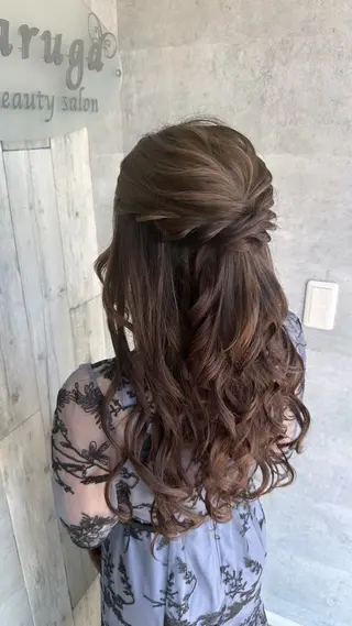 ヘアアレンジ ラルガ下曽根所属・な 茶のヘアスタイル