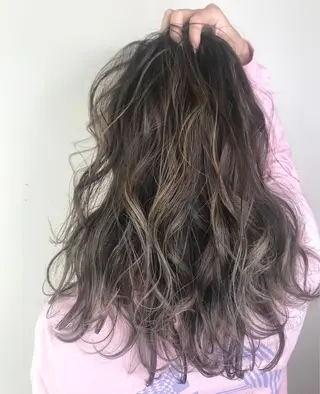 ロング カラー 🎊ルービック 京橋店💛のヘアスタイル