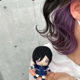 ミディアム カラー ウルフカット 渋谷の人のヘアスタイル