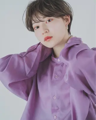 ショート カラー THE DAY所属・AKI HASHIMOTOのヘアスタイル