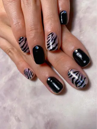 ネイル アイブロウ 🌿Charme🌿 MAIのネイルデザイン