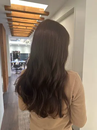 カラー 安丸 結夏のヘアスタイル