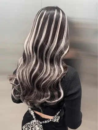 ロング 🖤ROSEL／ KUREA🖤のヘアスタイル