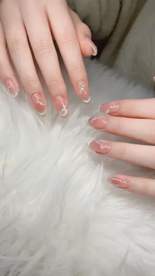 ネイル Lee Nailsのネイルデザイン