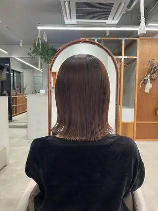 ミディアム 鶴井 美空のヘアスタイル