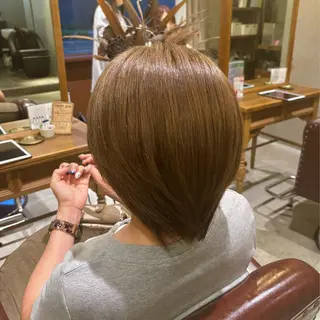 カラー 赤坂 柚和のヘアスタイル
