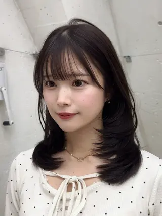 ロング 野村 真白のヘアスタイル