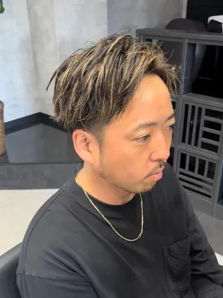 ショート カラー メンズ 【店長】メンズ職人 短髪　ハイトーン🔥のヘアスタイル