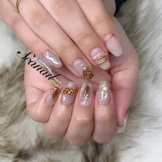 ネイル 小尾 栞のネイルデザイン