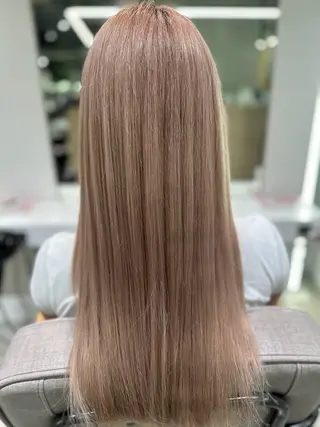 新屋敷 拓大のヘアスタイル