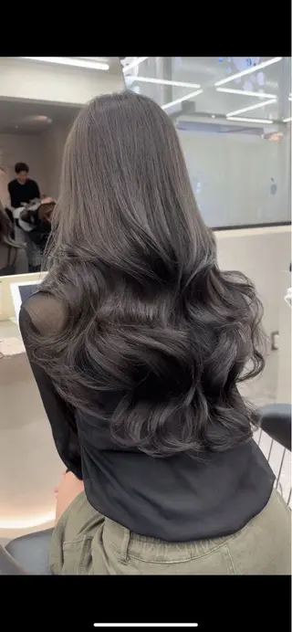 ロング カラー トレンド韓国ヘア/ kenshinのヘアスタイル