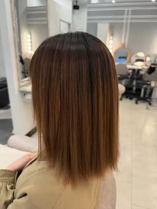 ミディアム Eclat【エクラ】所属・三上 莉里のヘアスタイル