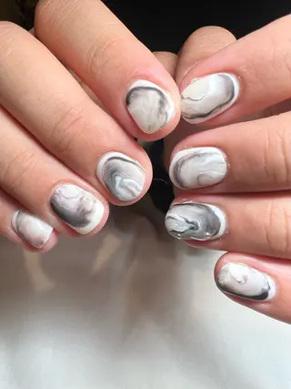 ネイル Ajuga. 太田 さやかのネイルデザイン