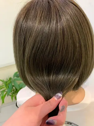 カラー ブリーチしない暖色 カラー🥀杉 優菜のヘアスタイル