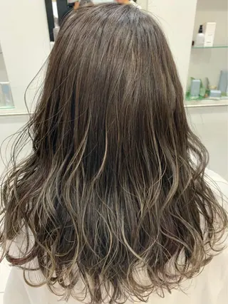 ロング カラー REM 阿佐ヶ谷所属・REM【阿佐ヶ谷】 MEGUのヘアスタイル