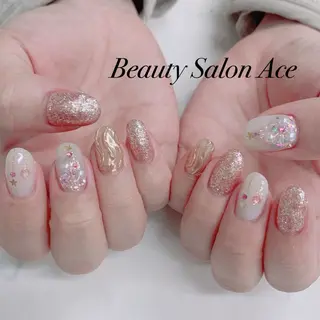 ネイル Beauty Salon Ace(ネイルサロン エース)所属・池袋フィルイン Ace♡長さだしのネイルデザイン
