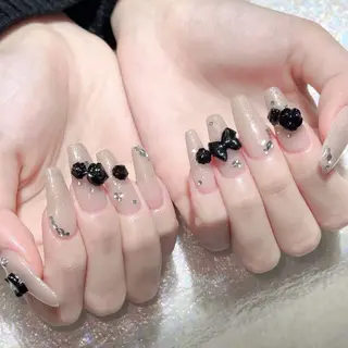 ネイル Queens テイのネイルデザイン