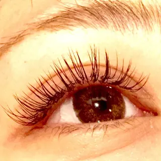 マツエク・マツパ GRACE所属・磯見 歩未のマツエク・マツパデザイン