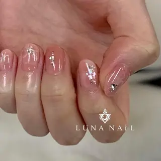 ネイル アトリエ　ミモザ所属・いまむら あかりのネイルデザイン