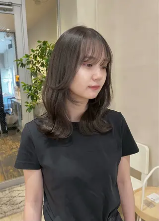 セミロング カラー nakahara madokaのヘアスタイル