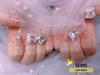 ネイル UMI ネイルサロン新宿🎀のネイルデザイン