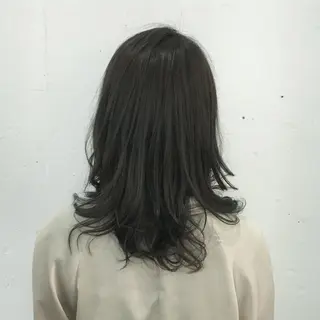 セミロング カラー パーマ トミタ アツシのヘアスタイル
