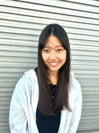 ロング 透明感カラー/ くびれヘア/ユウユのヘアスタイル