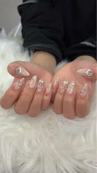 ネイル SHION  のネイルデザイン