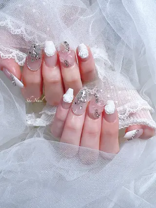ネイル She   Nail所属・ISA_ BELLAのネイルデザイン