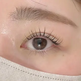 マツエク・マツパ Air+<PLUS>森下店所属・橋本 朋佳のマツエク・マツパデザイン