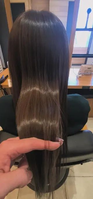 ロング 曲がるレイヤーカット モテカラー/SYUNのヘアスタイル