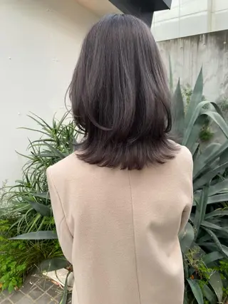 ミディアム カラー THE DAY所属・AKI HASHIMOTOのヘアスタイル