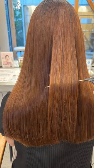 ロング TEMIL HAIR 彩香のヘアスタイル