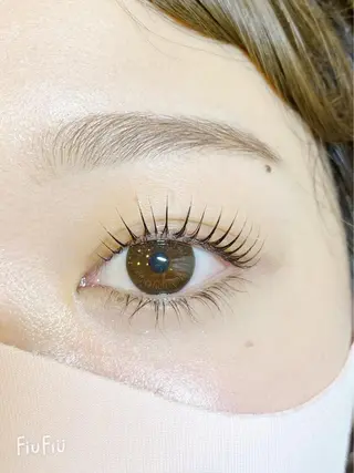 マツエク・マツパ NUEVO【ヌーヴォ】渋谷道玄坂店所属・吉川 香のマツエク・マツパデザイン