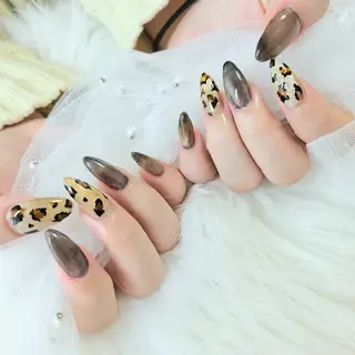 ネイル Salon　Lisia所属・Salon Lisiaのネイルデザイン